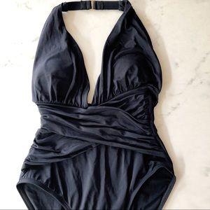 LA BLANCA one piece halter swimsuit